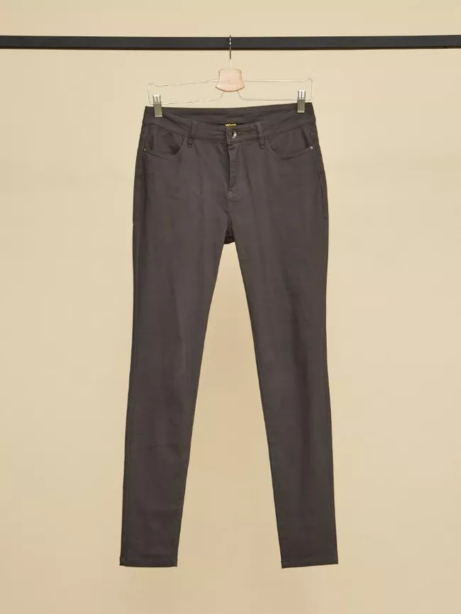 Šedé dámské slim fit kalhoty ZOOT Baseline Anna (3)