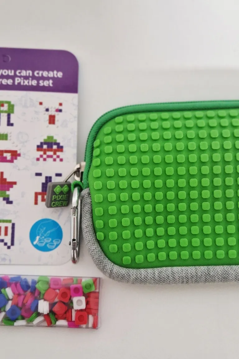 PIXIE CREW univerzální pouzdro  (1)